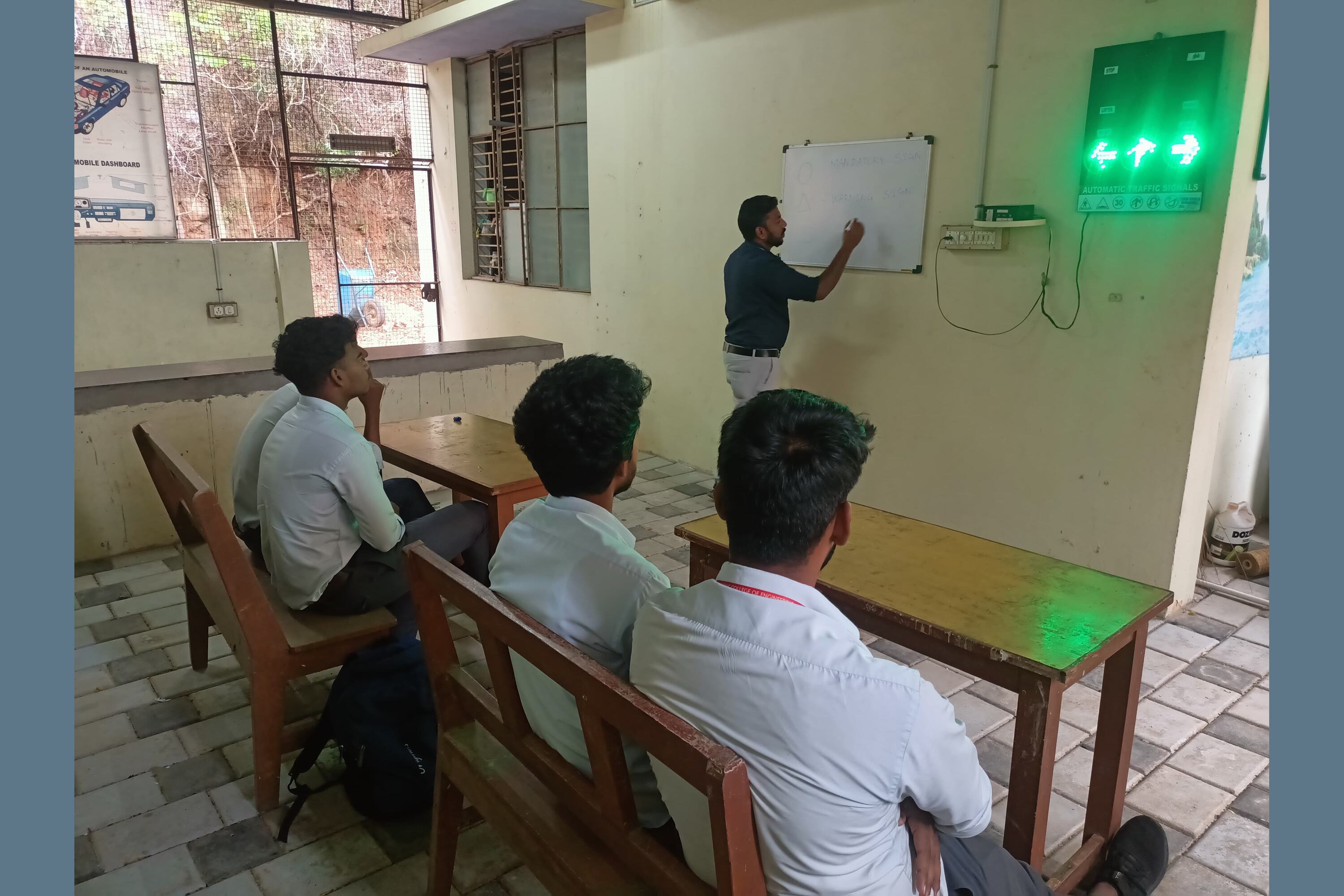 Driving lesson given by Driving instructors